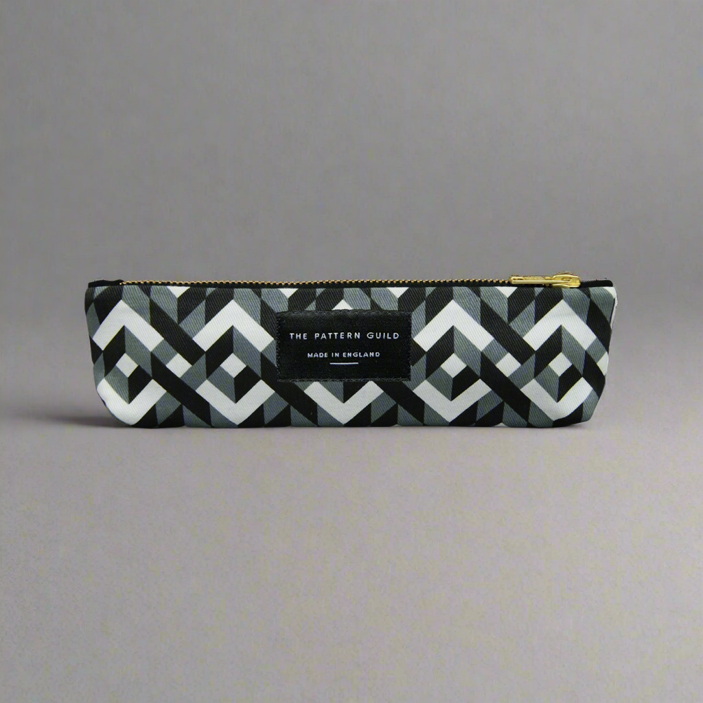 Small Chains Case