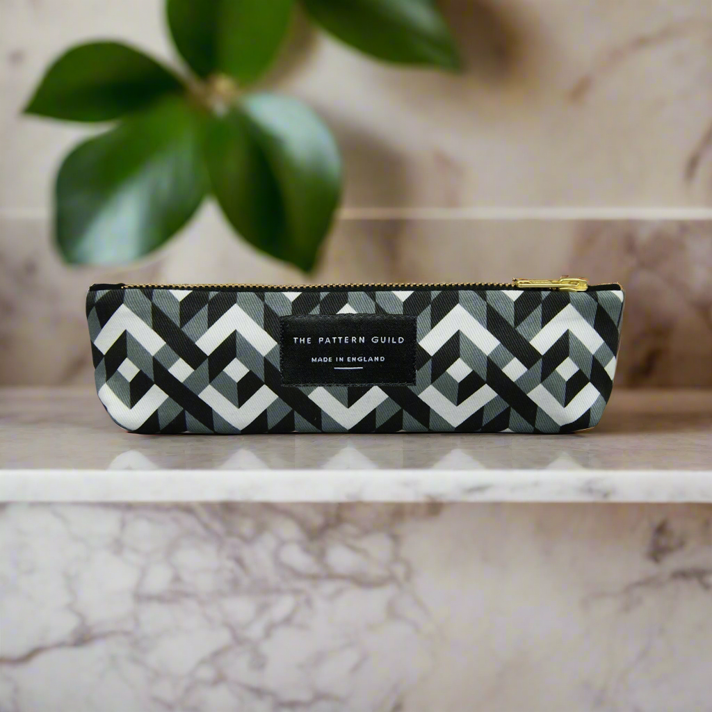 Small Chains Case