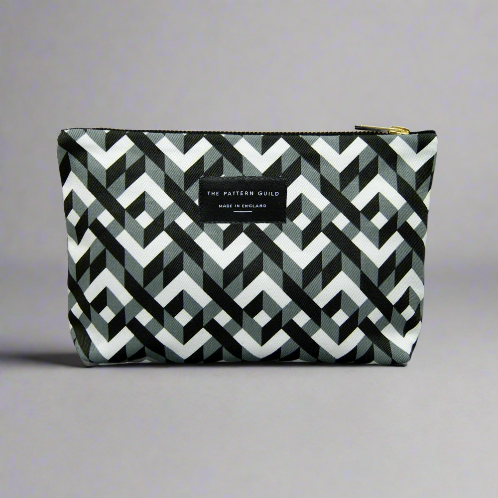 Large Chains Case