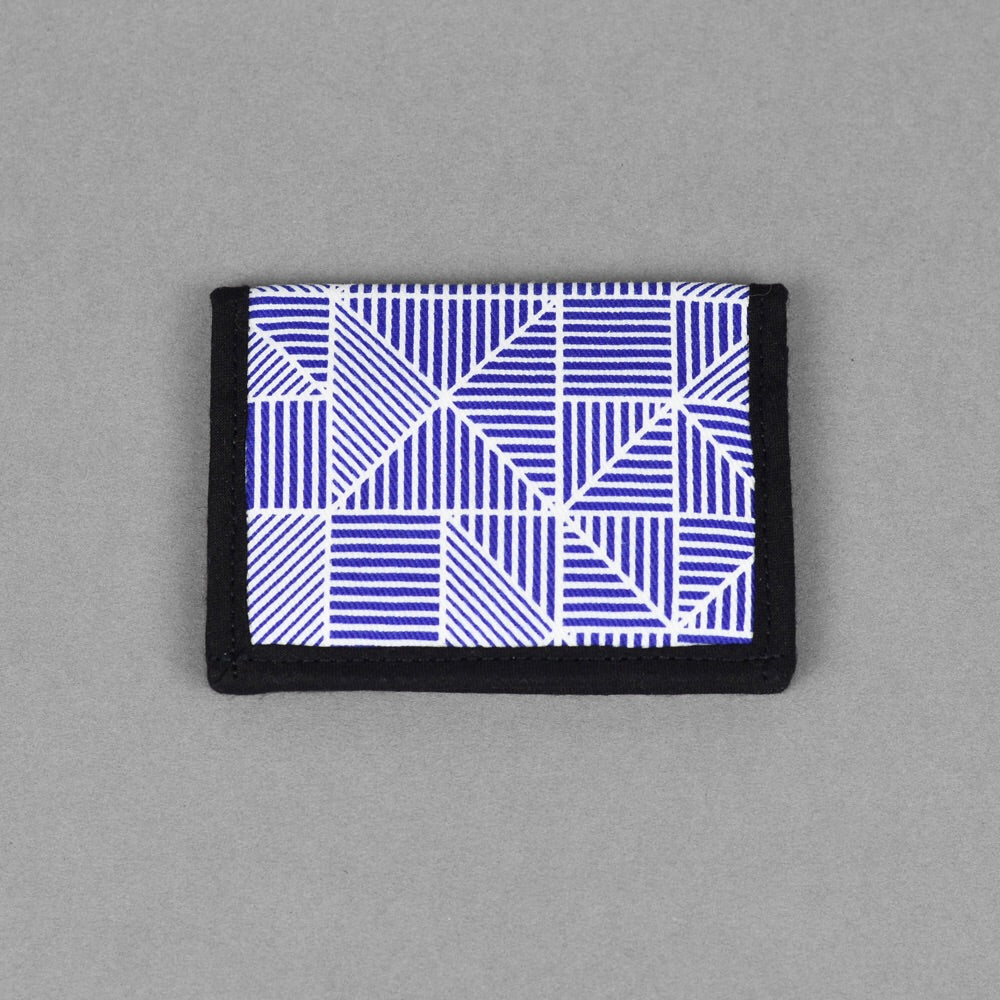 Card Holder Lines Pattern