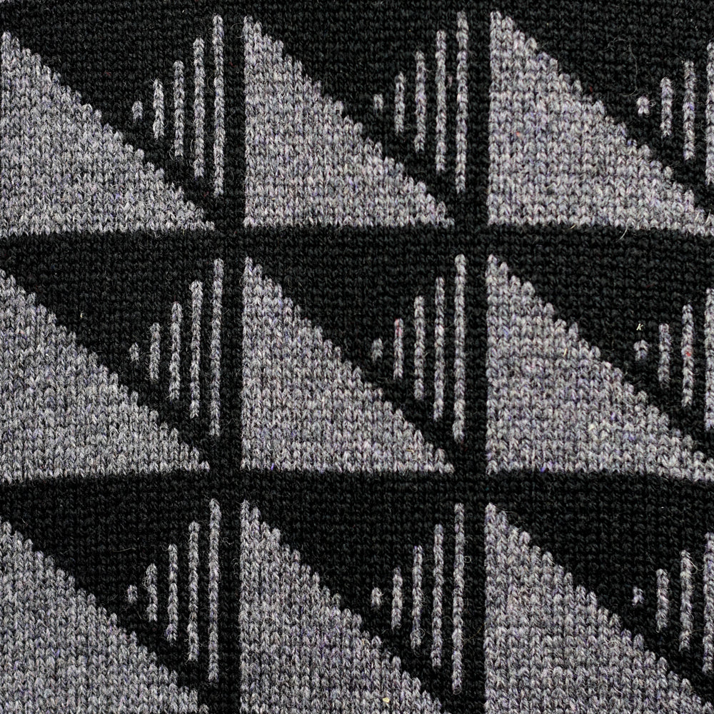 Pockets Pattern Scarf Grey/Black