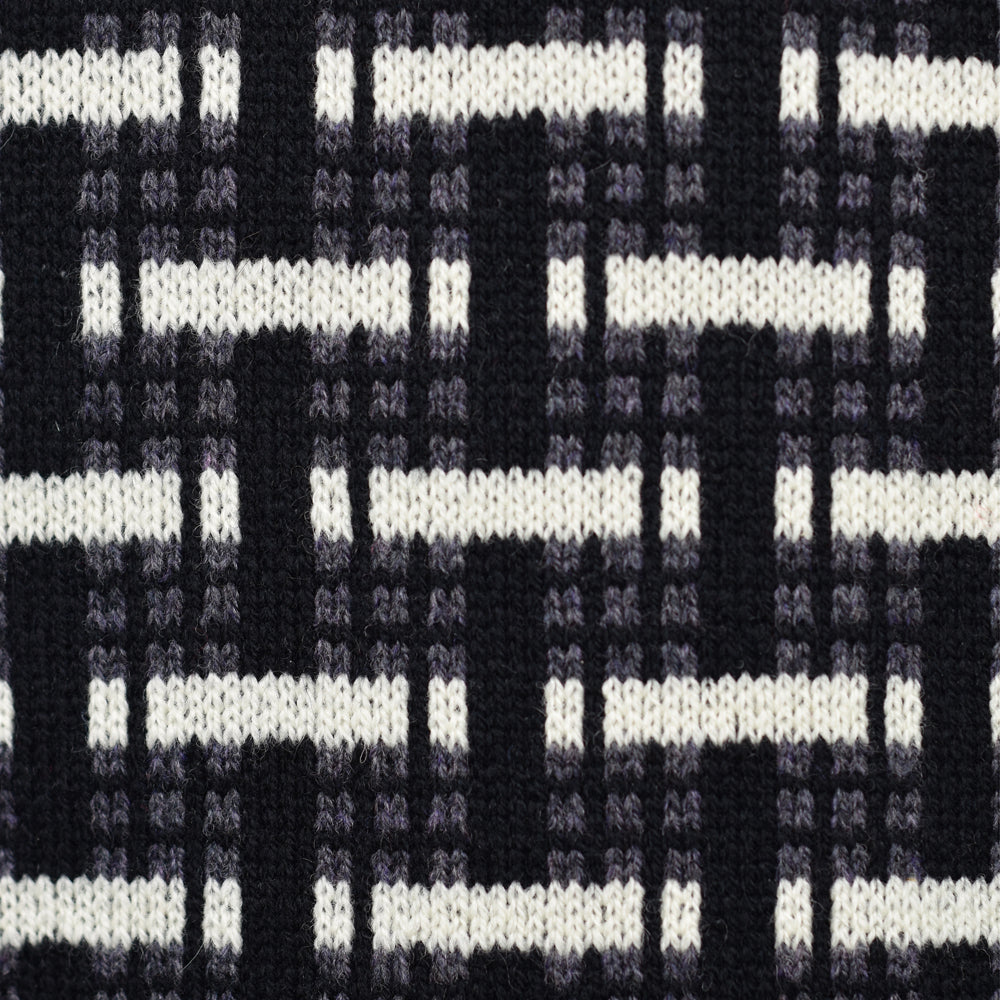 Woven Pattern Scarf Black/White